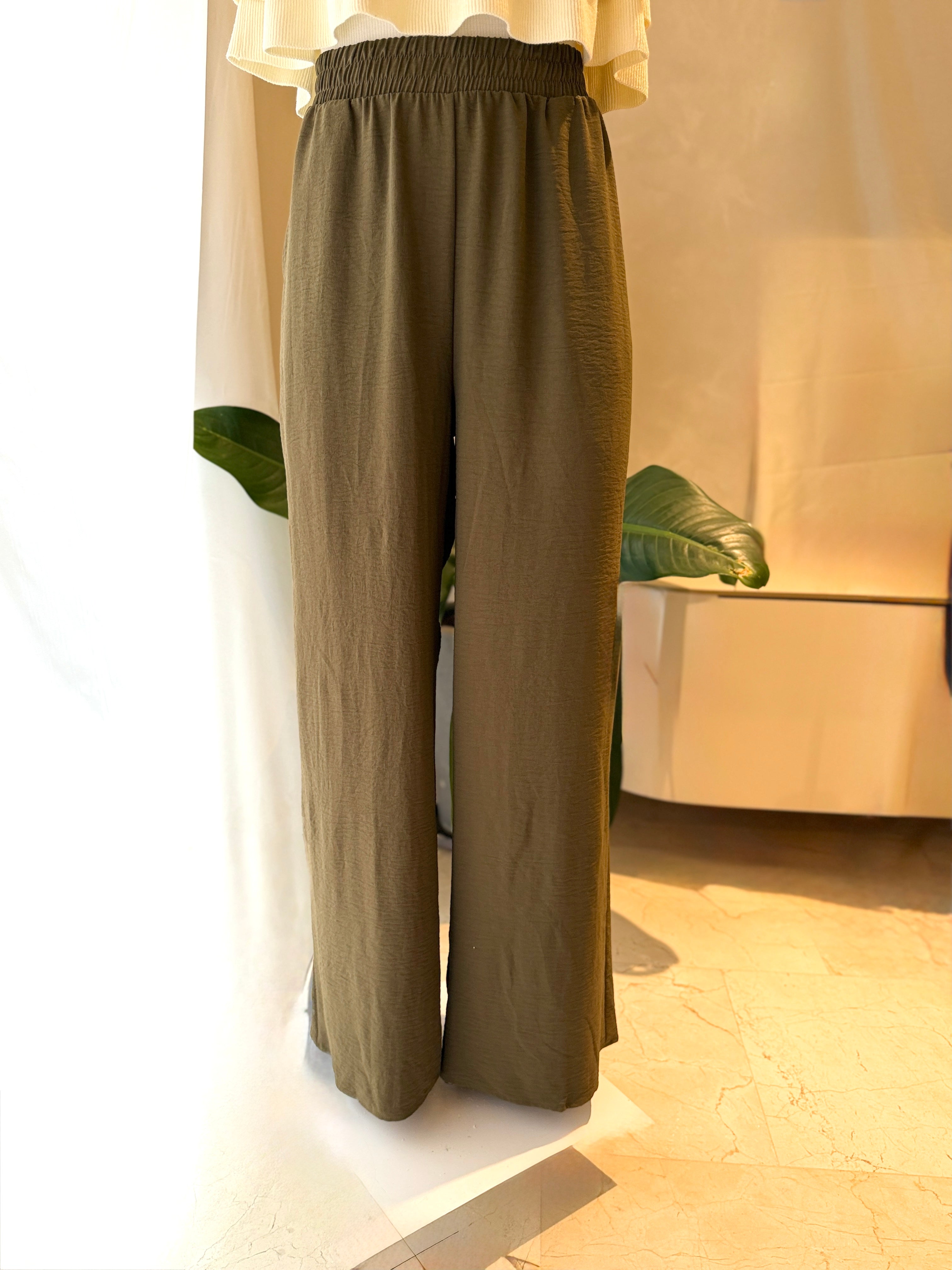 Pantalón ligero verde militar