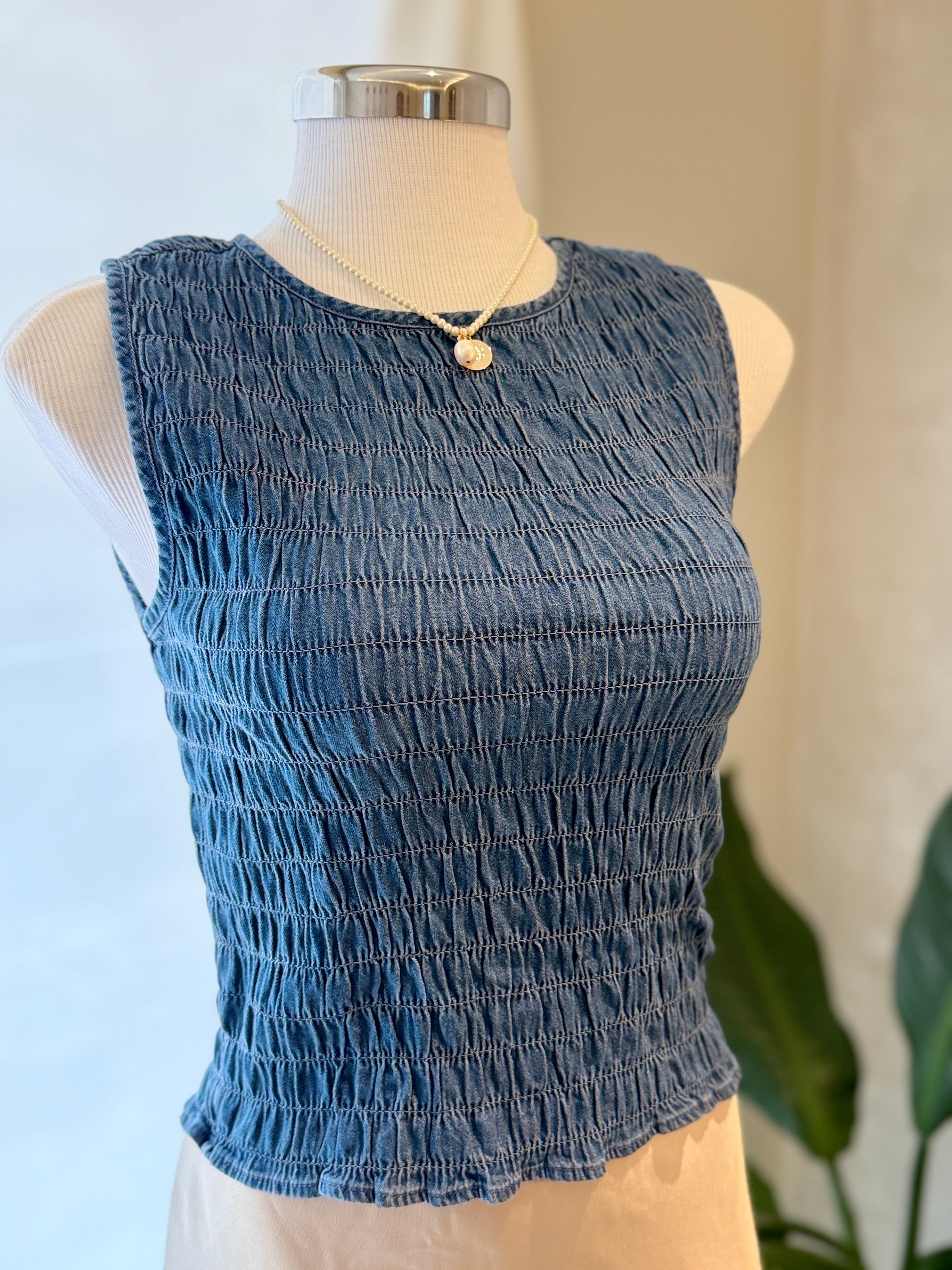 Blusa corrugada tipo mezclilla